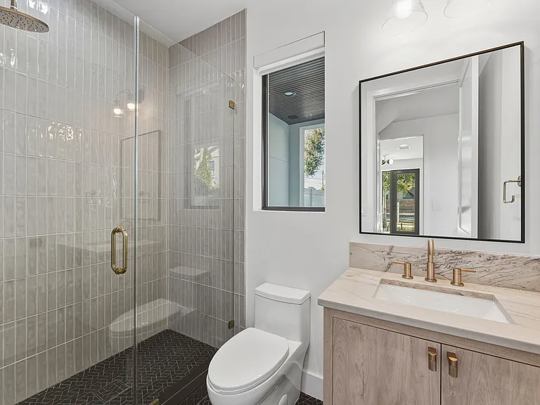 2502 N Highland Ave #2 — Photo 28