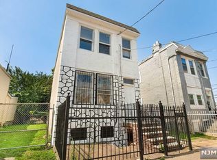 324 14th Ave, Newark, NJ 07103