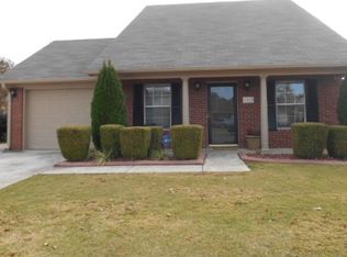 1213 Hanging Moss Ct SW, Decatur, AL 35603