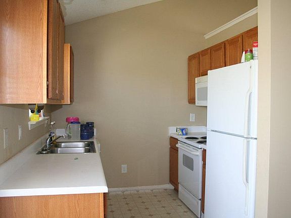5th image of 3260 Forest Creek Ct