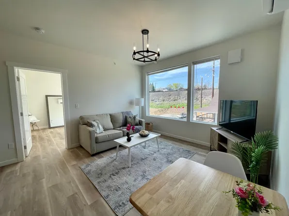 2520 N Regal St, Spokane, WA 99207