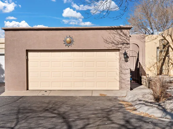 6031 Del Campo Pl NE, Albuquerque, NM 87109