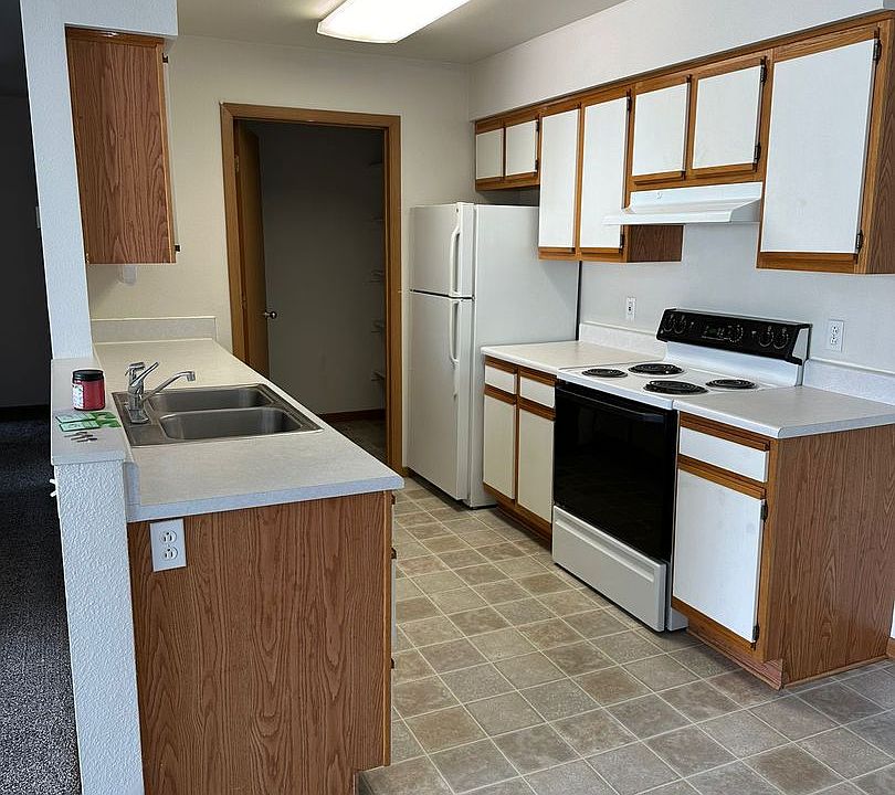 1st image of 2665 Senter Ave #16
