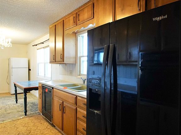 4th image of 2960 Ridgecrest Dr