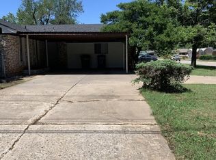 9928 NE 7th St, Midwest City, OK 73130