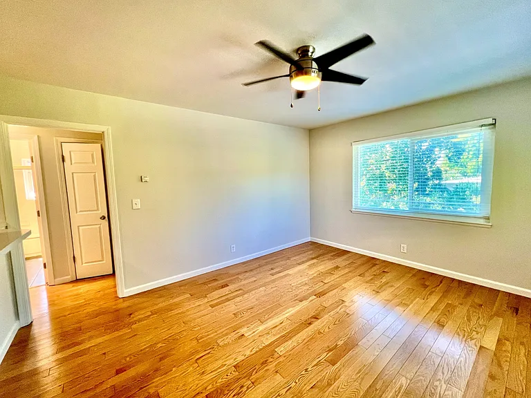 1711 Blake St #3B — Photo 3