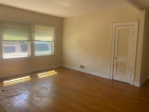 4th image of 309 Elmwood Ave APT 9