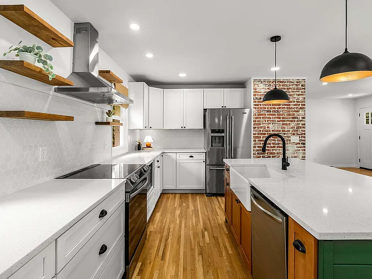 2519 David Dr — Photo 3