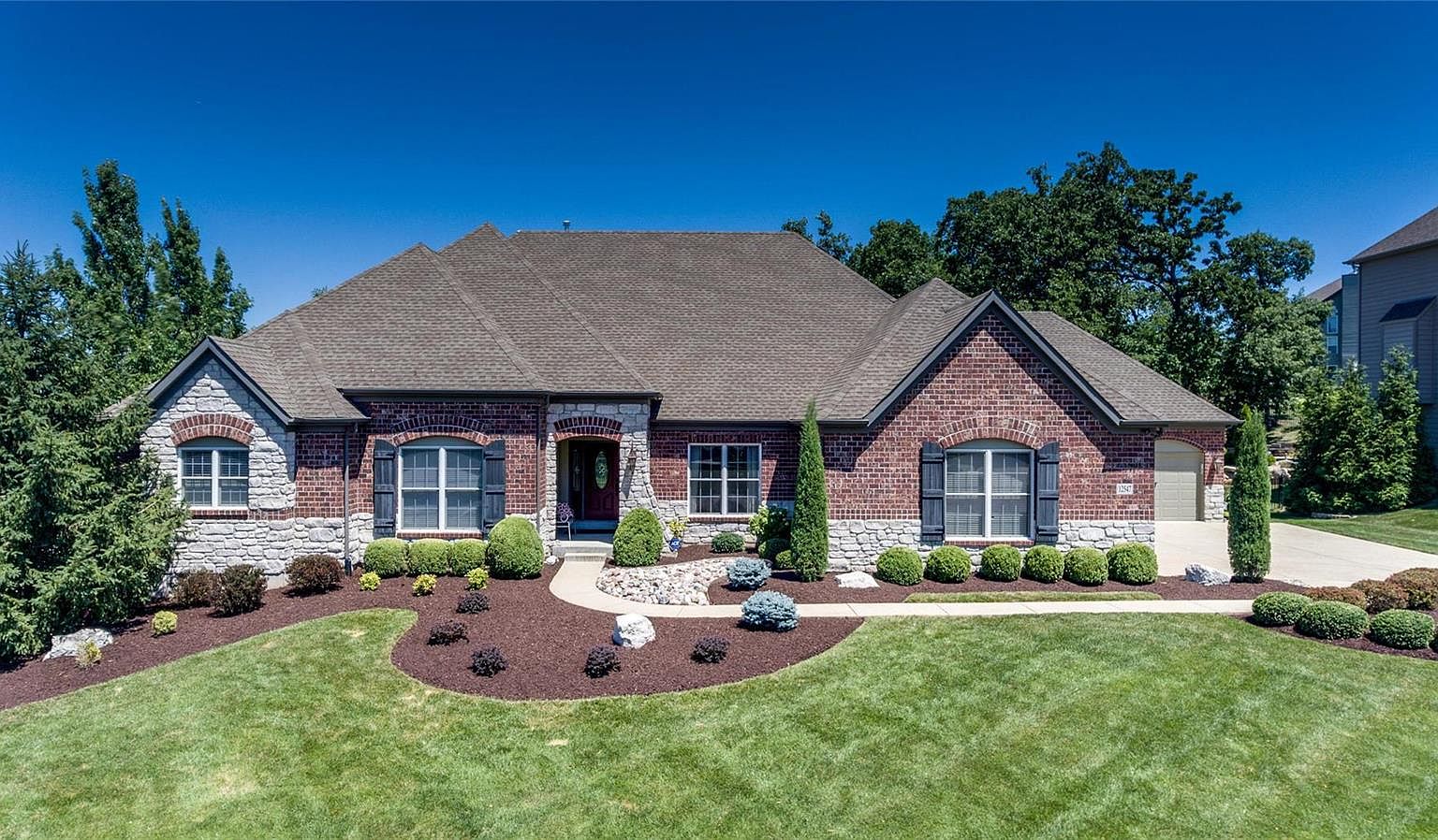 12547 Grandview Forest Dr, Saint Louis, MO 63127 | Zillow