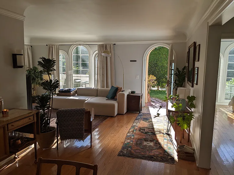 3646 Jasmine Ave — Photo 3