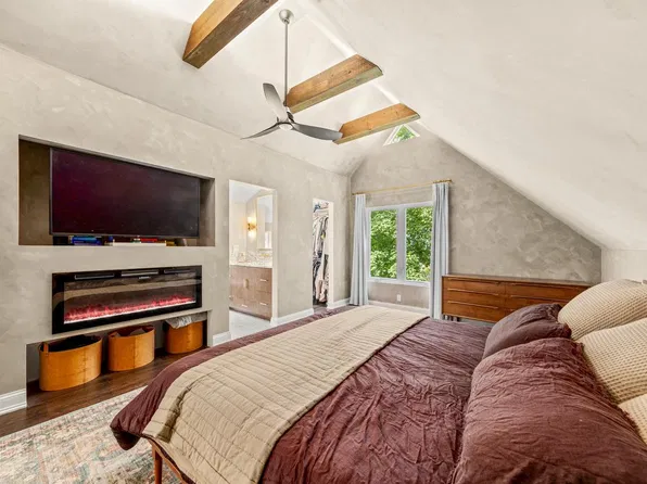 12585 W Cold Spring ROAD, New Berlin, WI 53151