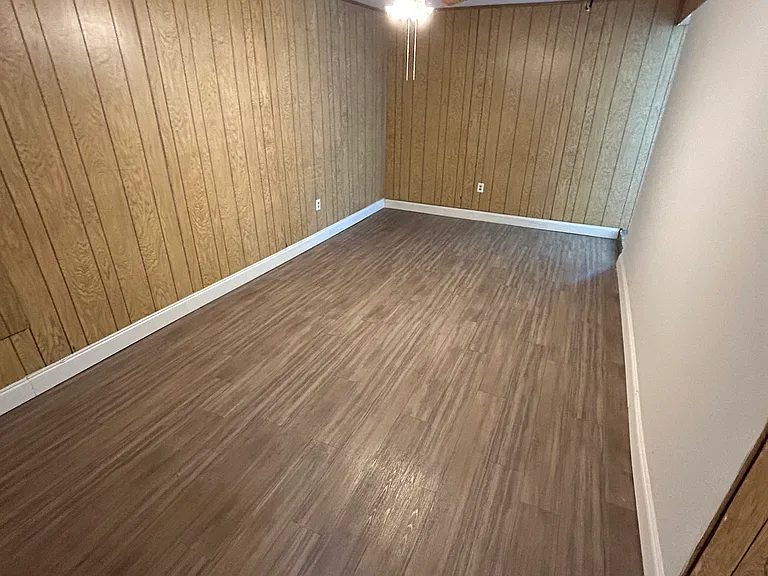 2300 Meadow Crst — Photo 13