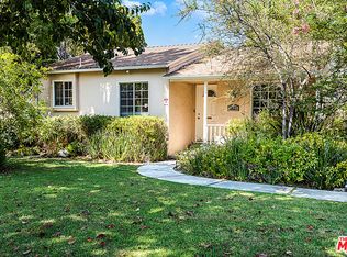 5521 Noble Ave, Van Nuys, CA 91411