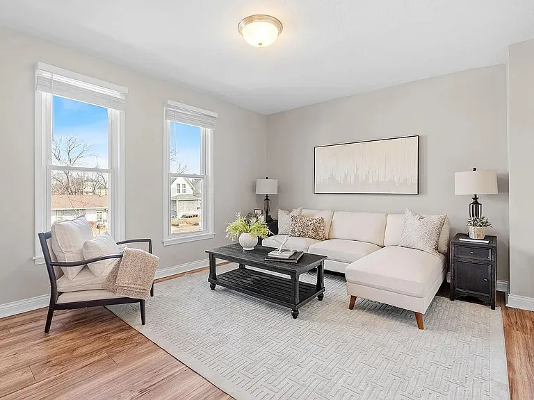 994 Iglehart Ave #2 — Photo 1