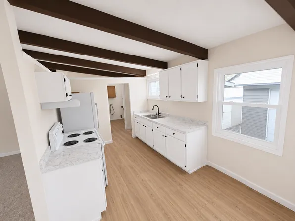 1430 Hopley Ave, Bucyrus, OH 44820