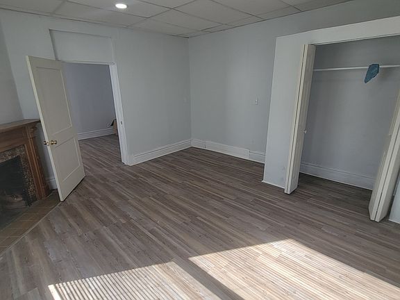5th image of 731 S 7th St APT 1