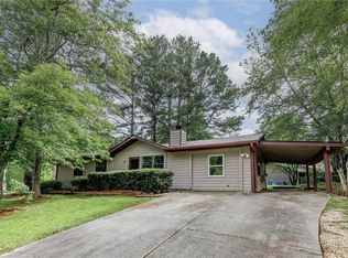 8882 Crestmont Dr, Jonesboro, GA 30238