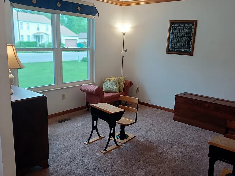 1021 Edgewood Dr — Photo 14