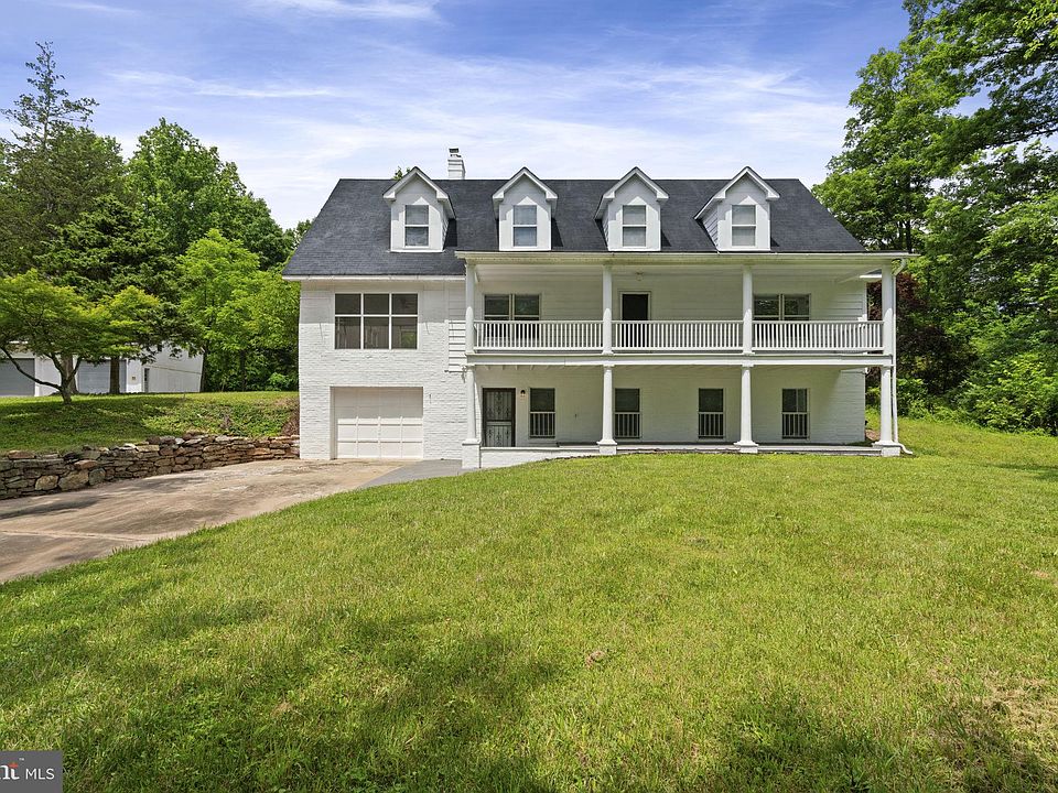 1st image of 11120 Pine View Estates Ct