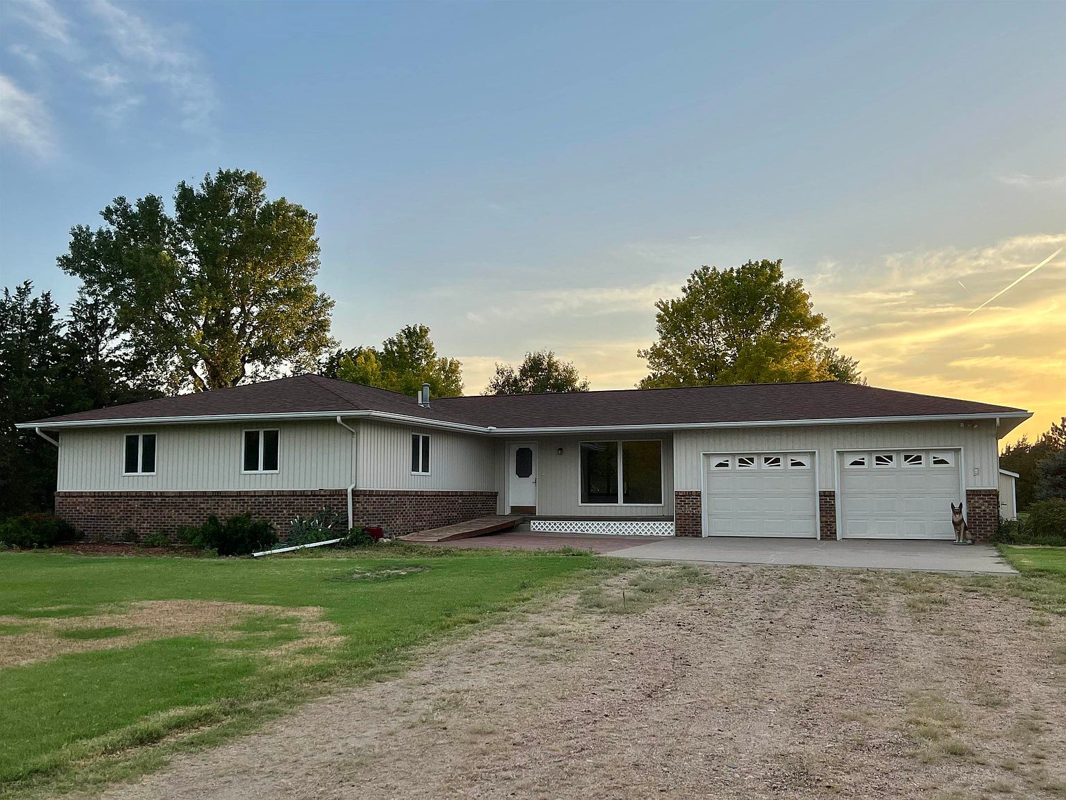 11329 40th Ave W, Dodge City, KS 67801 Zillow