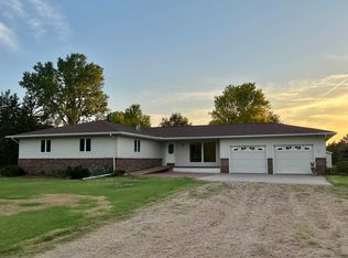 11329 40th Ave W, Dodge City, KS 67801