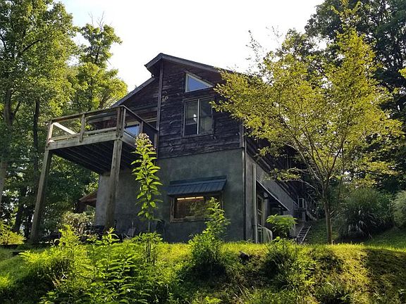 4th image of 46 Silverwood Dr