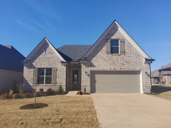 190 Green Willow Dr, Oakland, TN 38060