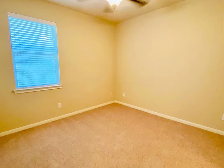 24823 Dutton Point Dr — Photo 21