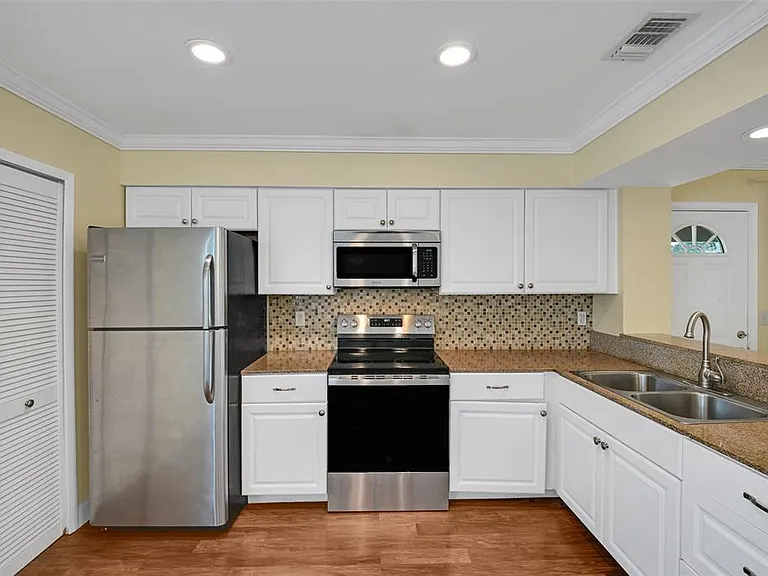 601 Casa Park Ct #K — Photo 7
