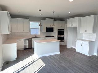 4646 172nd St, Lakeville, MN 55044