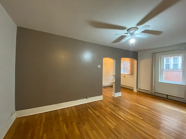 1275 N Clarkson St — Photo 9