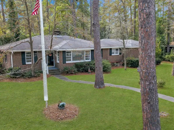101 Highland Street, Varnville, SC 29944