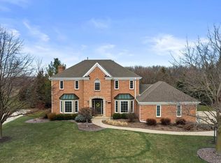 6250 Berkshire Ln, Racine, WI 53406