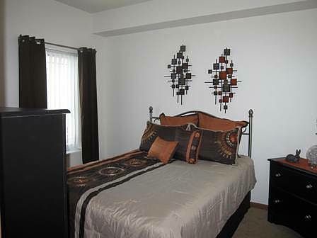2nd image of 204 Village Dr APT 2