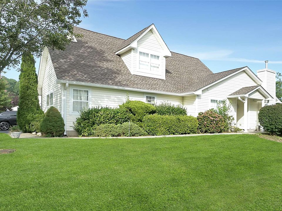 1st image of 243 Erik Dr #243