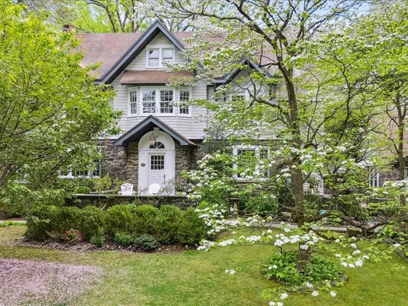 219 Rockingstone Avenue, Larchmont, NY 10538