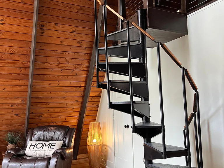 1405 Manns Chapel Rd — Photo 13