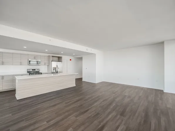 2030 Hudson Street image 271 of 284