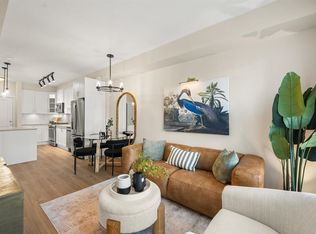 11063 Ravine Rd #307, Surrey, BC V3T 3X5