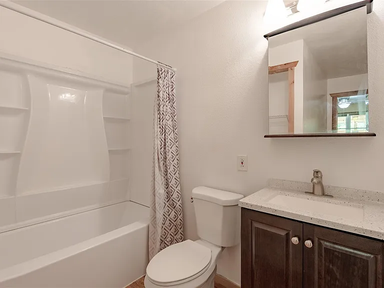 86 Oak Hill Dr — Photo 13