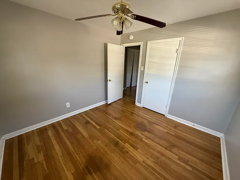 2052 Saint Christopher Dr — Photo 10