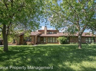 6550 Rebel Dr, Lincoln, NE 68516