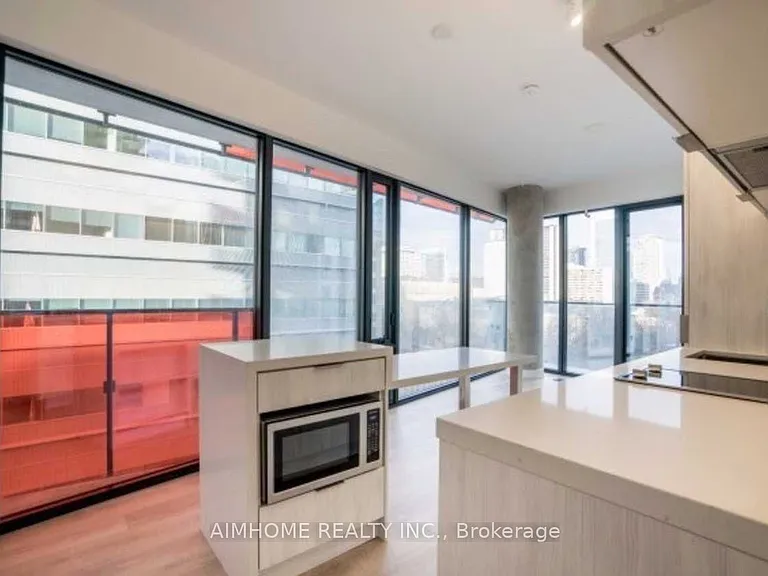 215 Queen St W #708 — Photo 3
