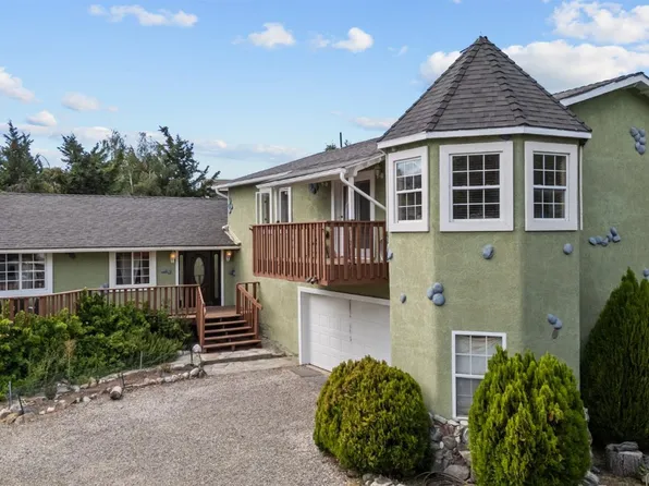 809 Glenbrook Dr, Frazier Park, CA 93225