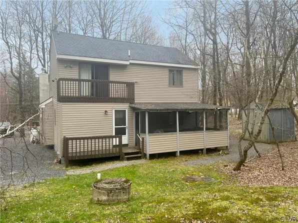8 Wahoo Ct, Albrightsville, PA 18210