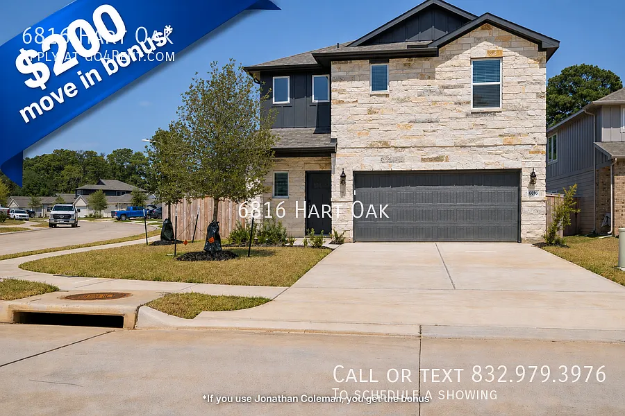 6816 Hart Oak Ct