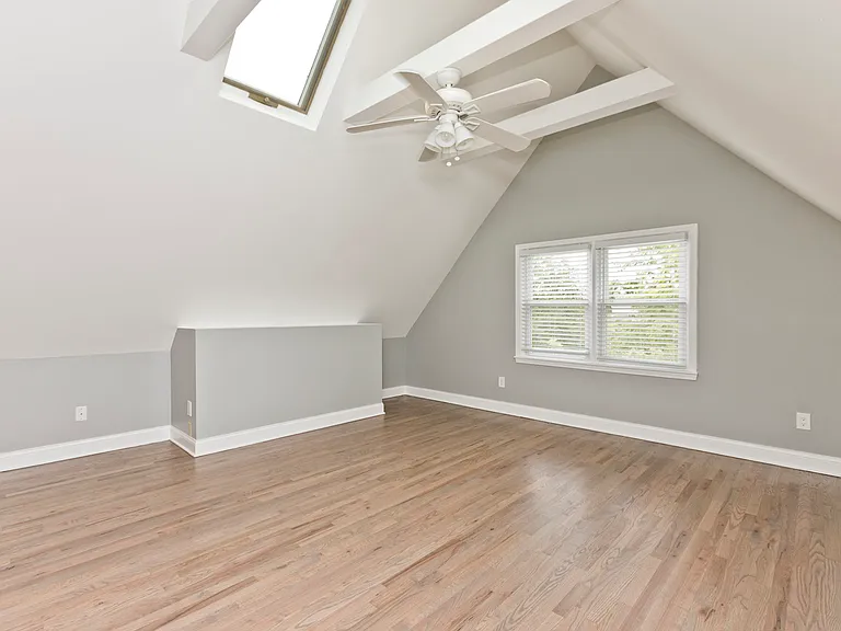 1324 W Byron St #2 — Photo 12