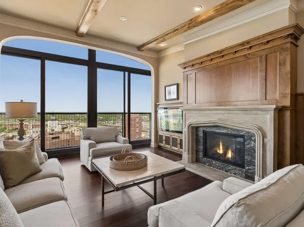 1201 Yale Pl APT 2303, Minneapolis, MN 55403