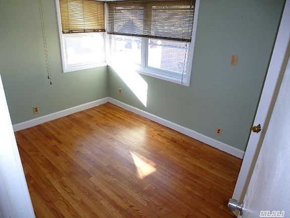 4th image of 5310 217th St