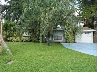 4661 Carson St NE, Saint Petersburg, FL 33703